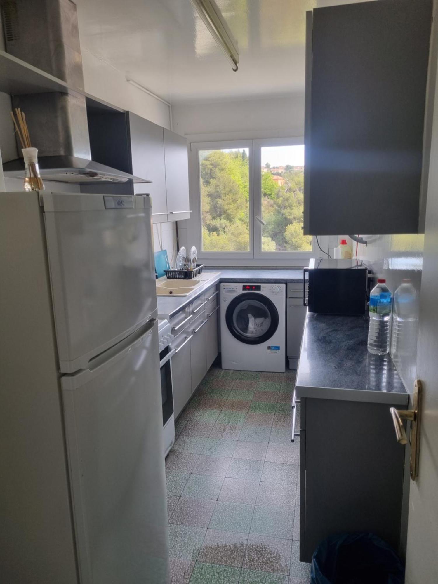 New Cheap Private Room, Kitchen , Overwieuw Sea,Tram On Spot, 12 Minutes From Nice Train Station With Tram , Beach In 17 Min Tram , Chambre Privee Pas Cher, Cuisine Equipee , Tram Sur Place, Apercu Mer, 12 Min De La Gare De Nice Avec Le Tram, 17 Min Exteriör bild