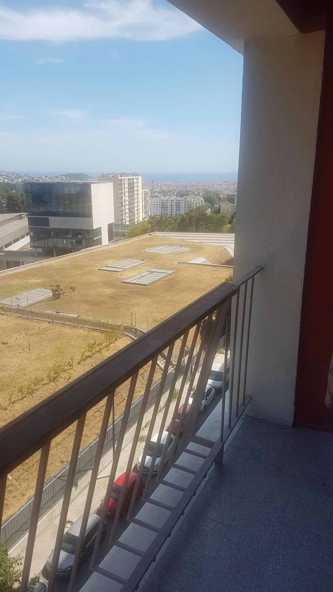 New Cheap Private Room, Kitchen , Overwieuw Sea,Tram On Spot, 12 Minutes From Nice Train Station With Tram , Beach In 17 Min Tram , Chambre Privee Pas Cher, Cuisine Equipee , Tram Sur Place, Apercu Mer, 12 Min De La Gare De Nice Avec Le Tram, 17 Min Rum bild